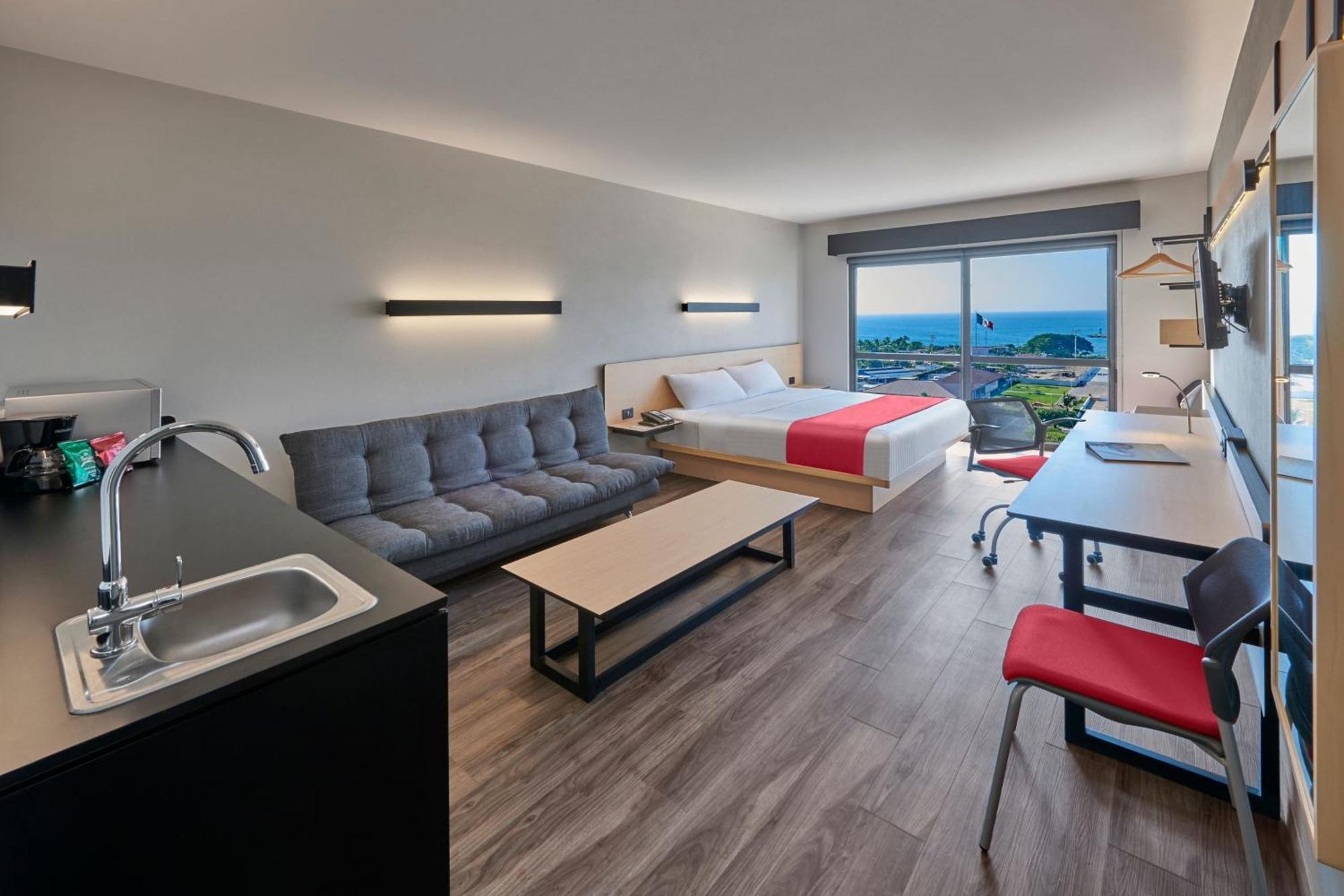 City Express Plus By Marriott Puerto Vallarta Exterior foto